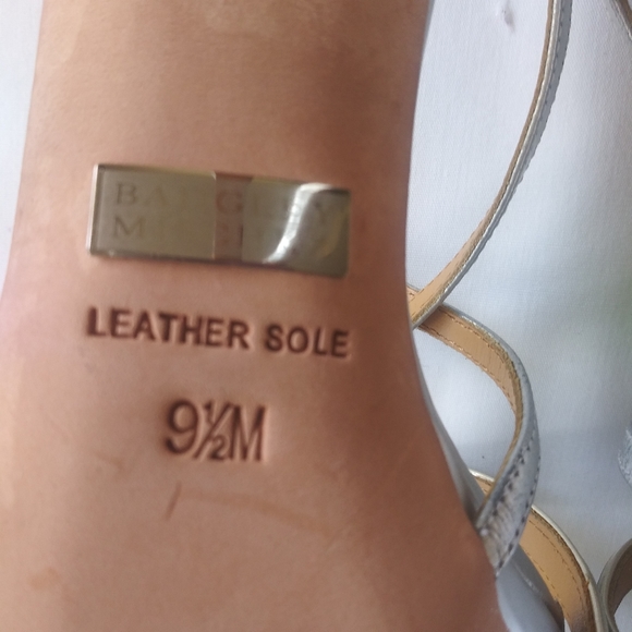 Badgley Mishka strappy silver heels Size 9.5 - Picture 6 of 9